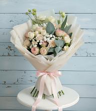 Букет цветов из:  Розы и Лизиантусы #REPLACE_PRED# Долгодеревенское