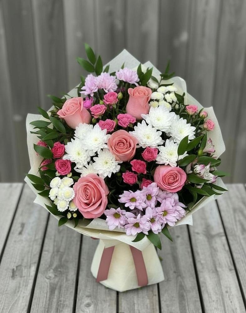 Букет цветов из: Альстромерии, Гвоздики, Розы и Хризантемы в Долгодеревенское