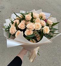Букет Кремовые розы Латте в Долгодеревенское