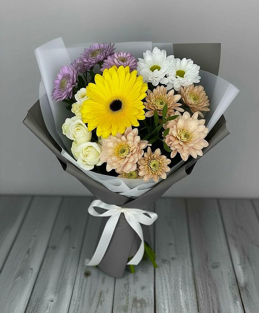 Букет цветов из: Розы, Герберы и Хризантемы в Долгодеревенское