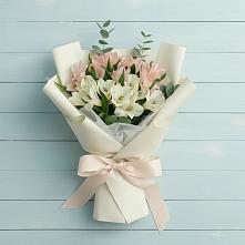 Букет цветов из:  Альстромерии в Долгодеревенское