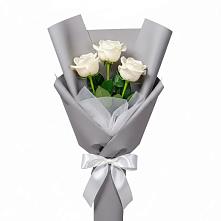 Букет 3 белые розы в Долгодеревенское