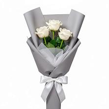 Букет 3 белые розы в Долгодеревенское