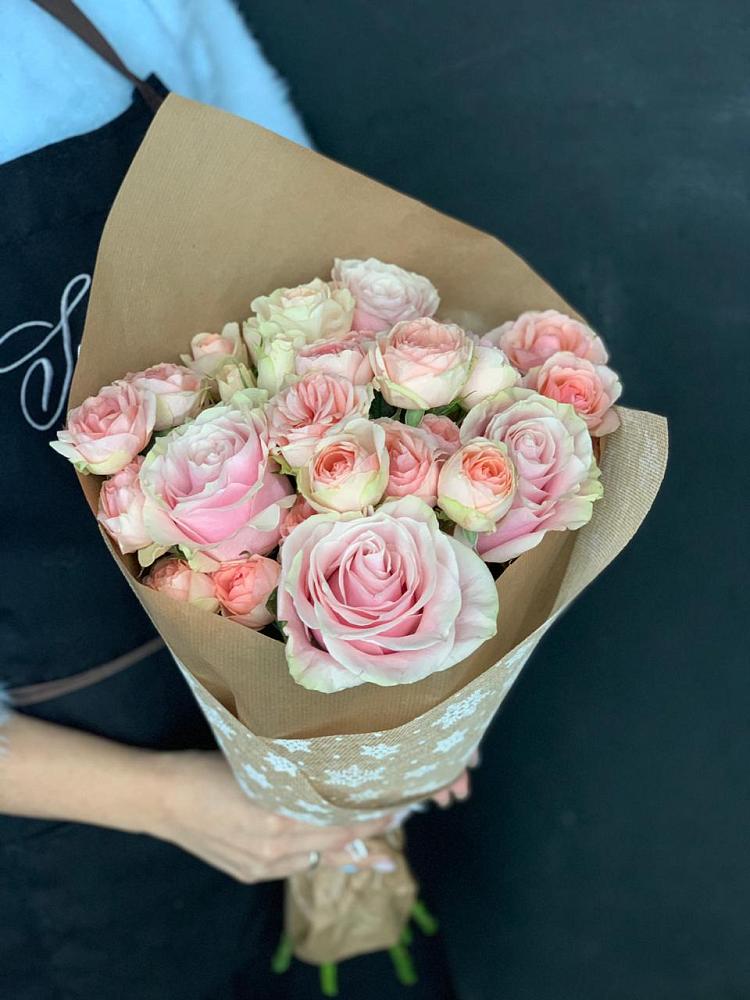 Букет цветов из: Хризантемы и Розы в Долгодеревенское