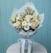 Букет цветов из:  Розы и Лизиантусы в Долгодеревенское