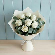 Букет Белые розы в Эвкалипте в Долгодеревенское