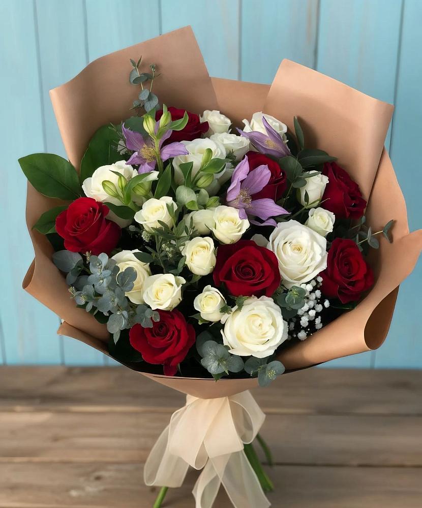 Букет цветов из: Розы и Альстромерии в Долгодеревенское