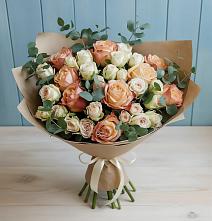 Букет цветов из:  Альстромерии и Розы в Долгодеревенское