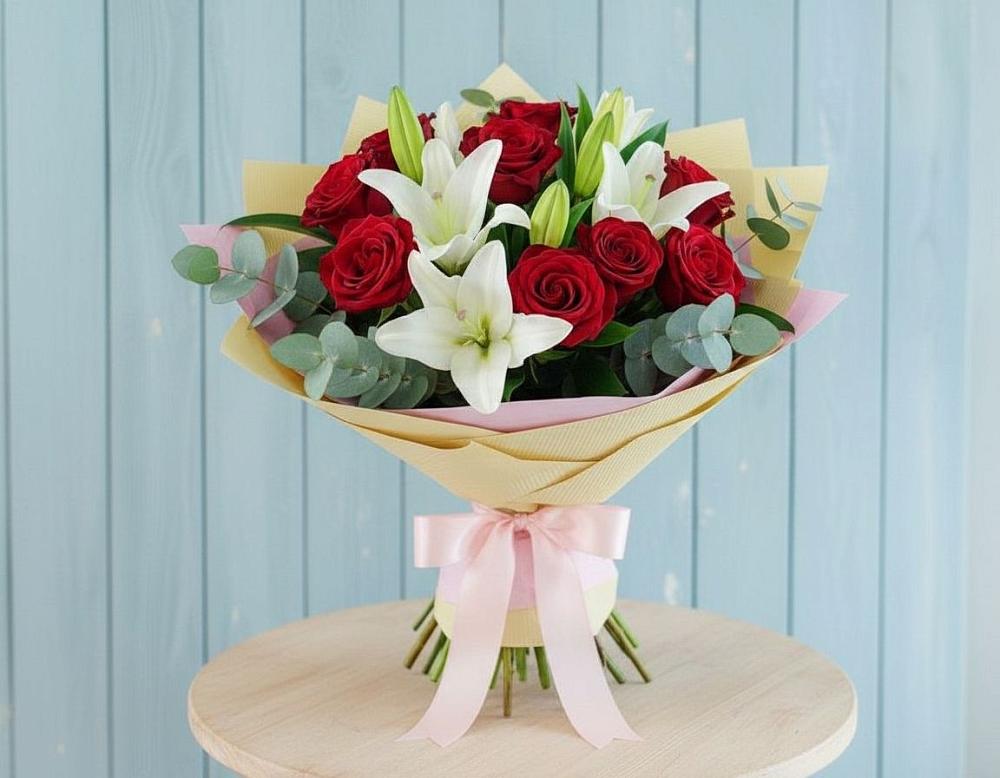 Букет цветов из: Лилии и Розы в Долгодеревенское